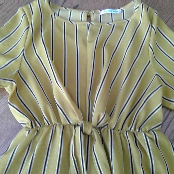 Fashion Muse Size Medium Tie Front Yellow Gold Striped Dress - Picture 4 of 14